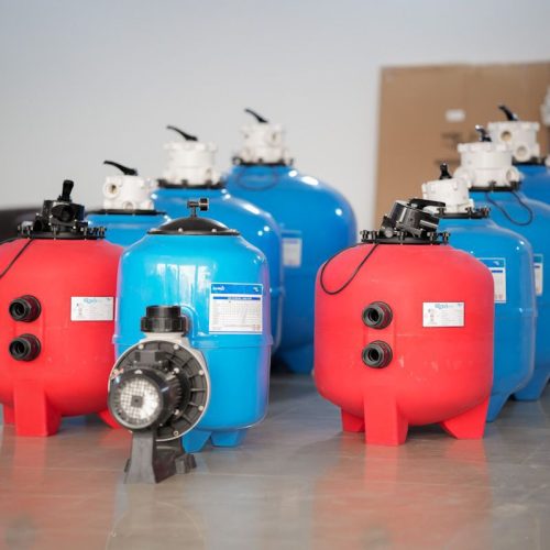 شركة عروس البحر العالمية للمقاولات العامة هي شركة متخصصة في المقاولات العامة ، وتُعد من الشركات الرائدة في تنفيذ أحواض السباحة والنوافير بجميع أنواعها وأشكالها، إضافةً إلى أعمال تشطيب المباني وفق أعلى معايير الجودة والدقة الفنية. للتواصــل معنــا 📍 العنوان: مصراتة – الدائري الرابع مقابل عمارات 9 يوليو ✉️ البريد الإلكتروني: info@imfgc.ly 📞 أرقام الهاتف: 0915997744 | 0925997744